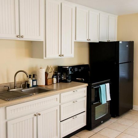 Walk To The Beach! Two Bedroom Unit In The Heart Of Jax Beach Jacksonville Beach Esterno foto