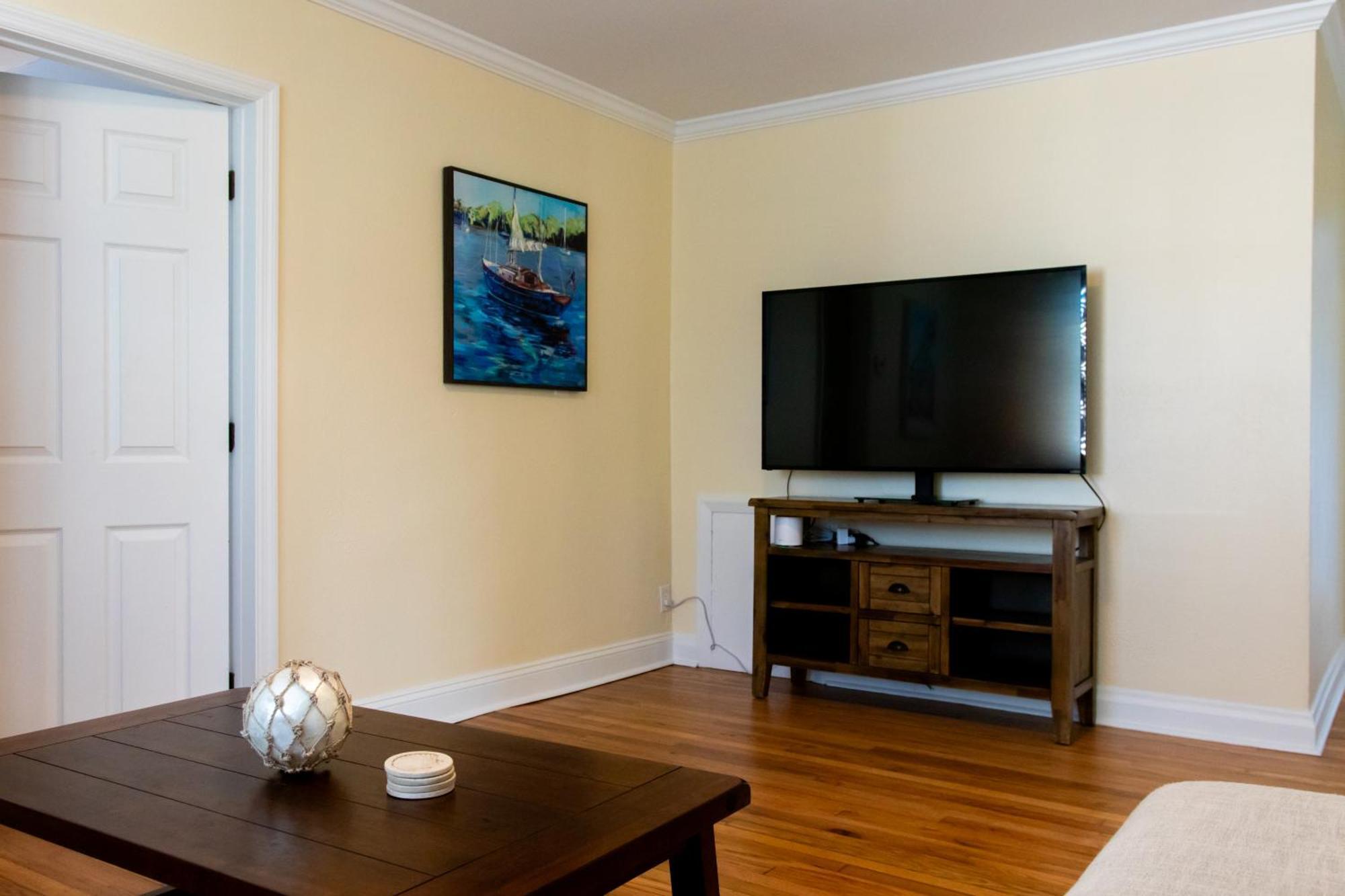 Walk To The Beach! Two Bedroom Unit In The Heart Of Jax Beach Jacksonville Beach Esterno foto