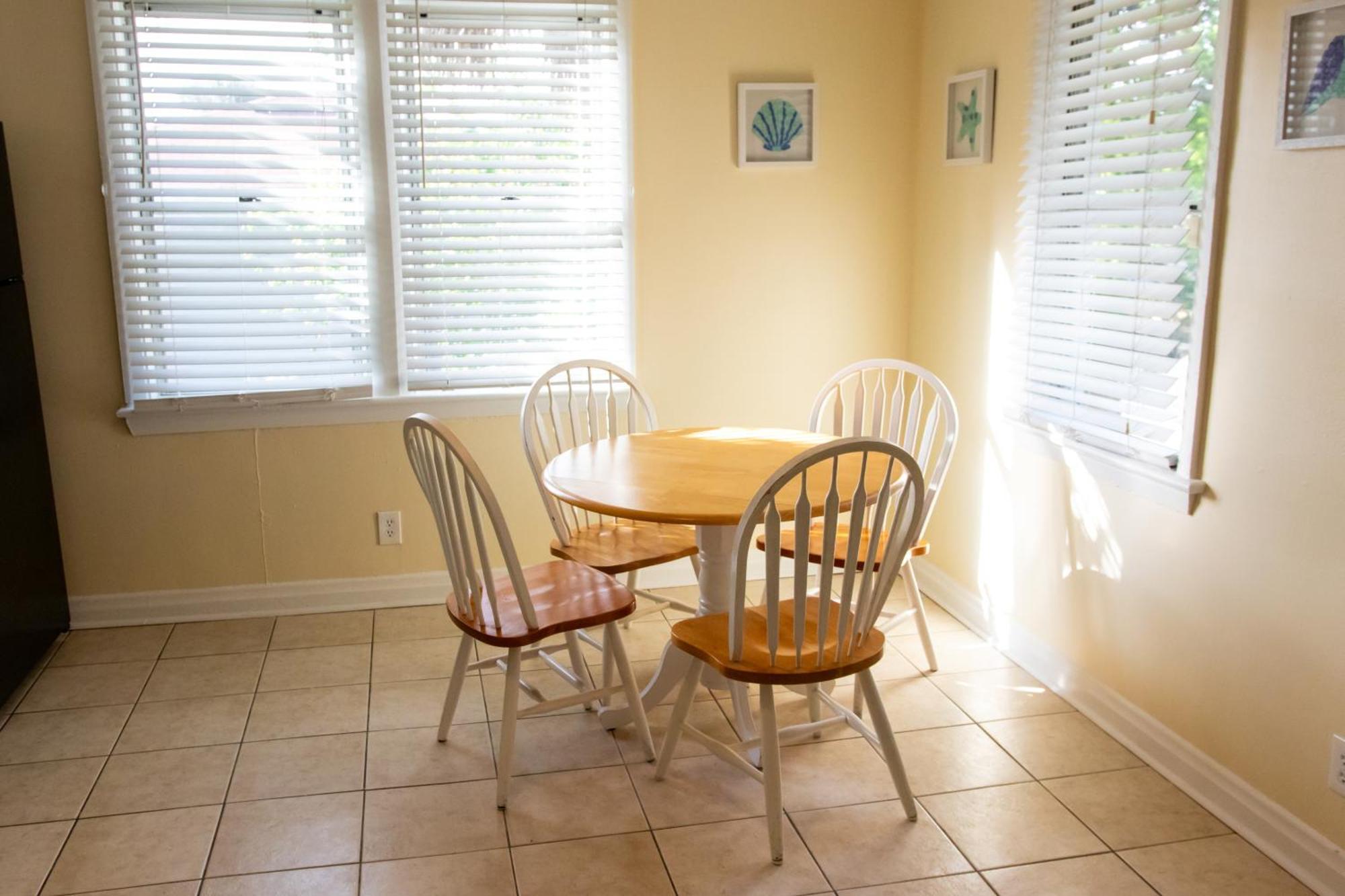 Walk To The Beach! Two Bedroom Unit In The Heart Of Jax Beach Jacksonville Beach Esterno foto